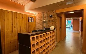 Hostel The Loft House Barcelona  Spanien